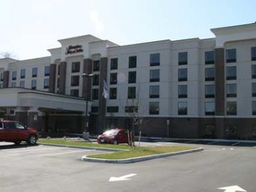 Hampton Inn & Suites, East Hartford, CT
